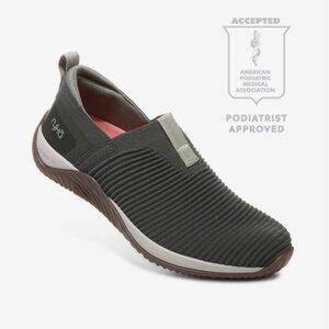 NEW RYKA Echo Knit Slip On Sneakers in Alpine Green for women 825 3m2